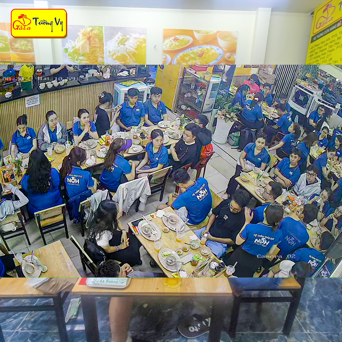 Đặt bàn tiệc liên hoan tại Cơm Gà Tường Vy