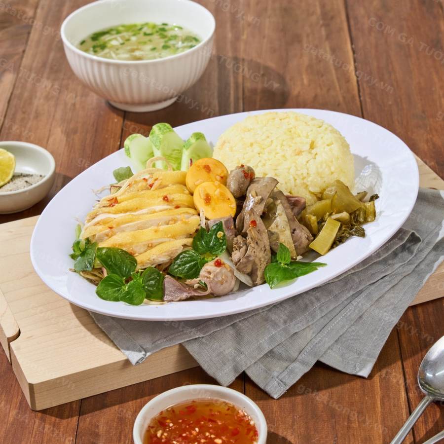 Cơm Gà Đặc Biệt (Gà + Lòng Trứng Non) — Cơm Gà Tường Vy