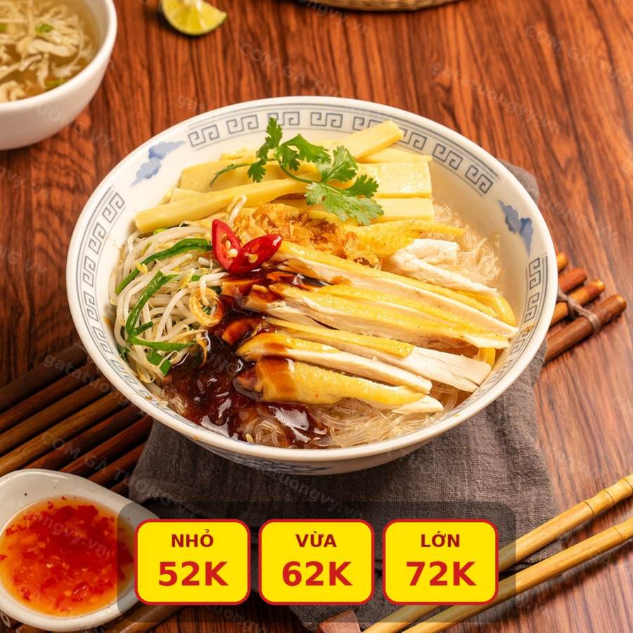 Miến Trộn Gà Xé — Cơm Gà Tường Vy