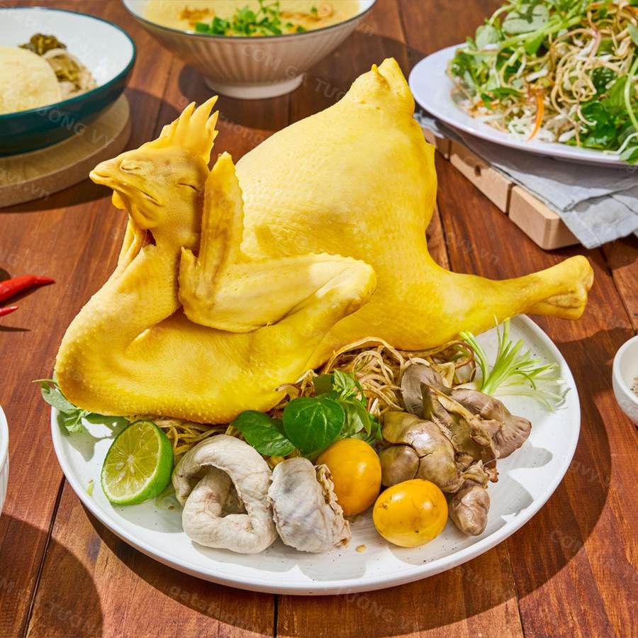 Gà Nguyên Con — Cơm Gà Tường Vy